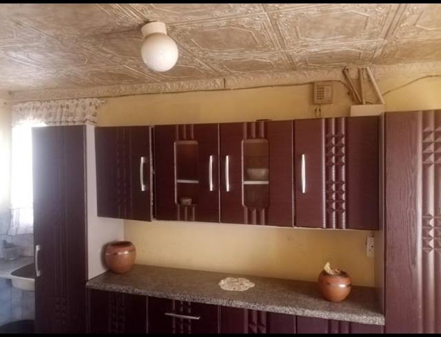 2 BEDROOM HOUSE FOR SALE IN GREENFIELD